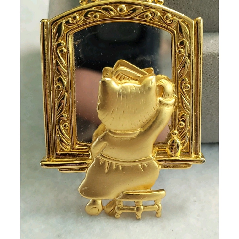 Vintage JJ Jonette Cat Looking in Mirror Brooch Gold Tone Signed Figural Pin